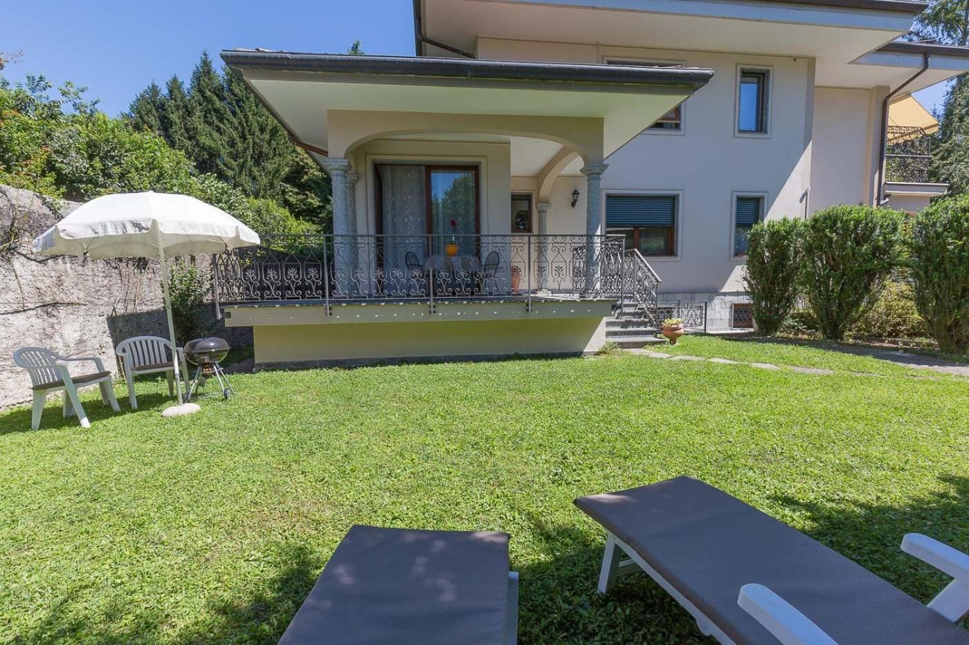 La Petite Dame - Lake Maggiore - 100 M From The Lake Вербания Екстериор снимка