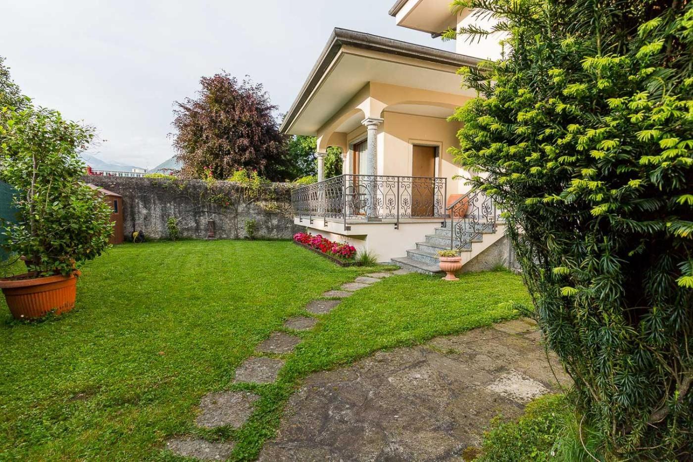 La Petite Dame - Lake Maggiore - 100 M From The Lake Вербания Екстериор снимка